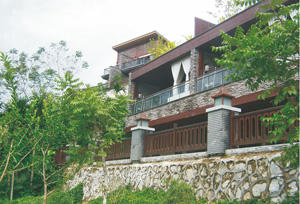 保亭龍灣雨林谷（大型獨(dú)棟別墅、酒店會(huì)所、地